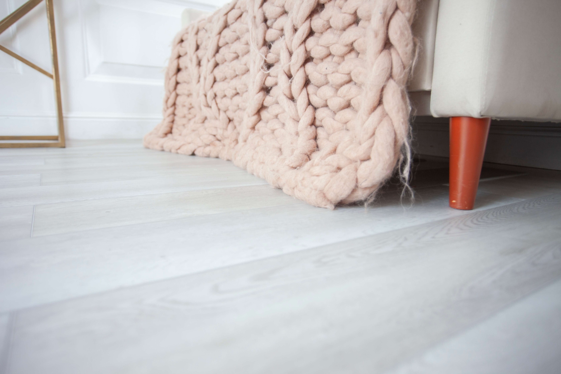 SPC ламинат «Damy Floor» Дуб Зимний (1220*180*4 мм) — купить в Уфе