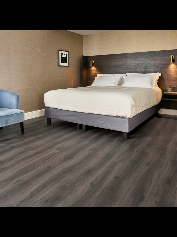 Замковая ПВХ плитка Tradition Oak 890 (1251*189*5 мм) — купить в Уфе