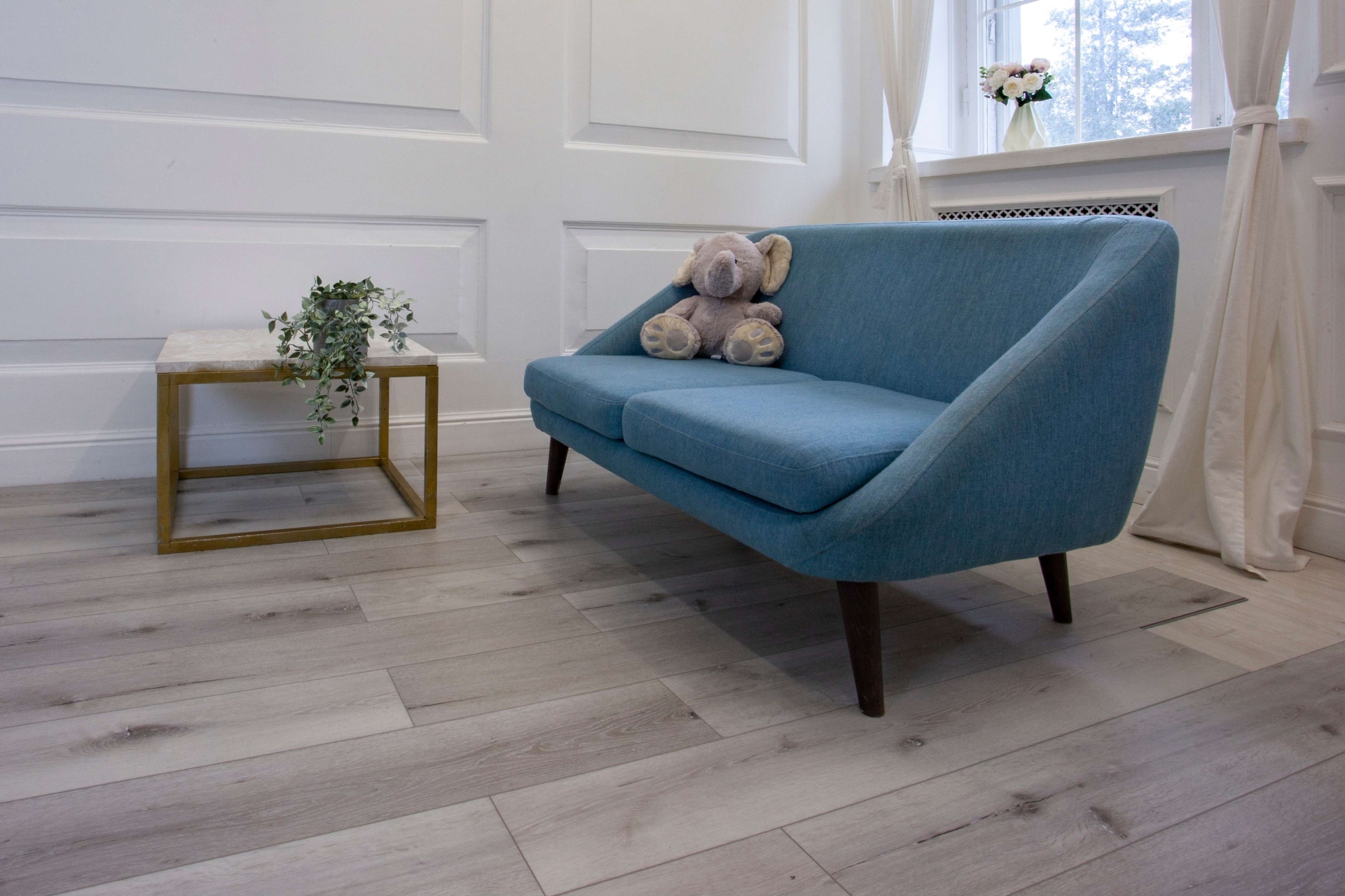 Усовершенствованная кварц-виниловая плитка «Damy Floor» Дуб Классический Серый (1227*187*2,5 мм) — купить в Уфе